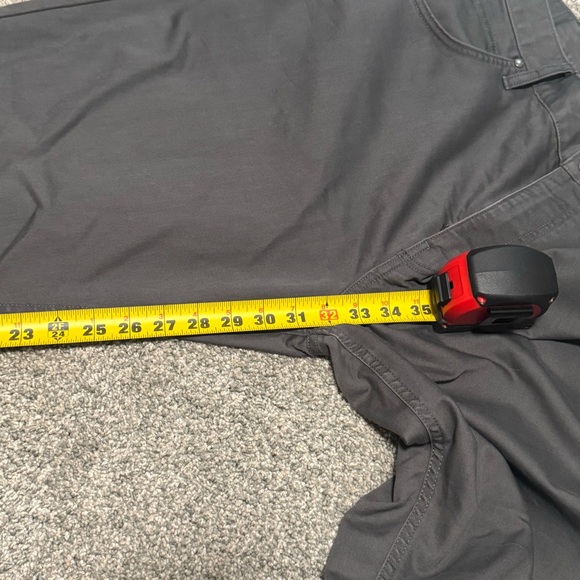 Men’s 40x32 Patagonia Iron Clad Gray Straight Pants Outdoor Hiking - Picture 8 of 8